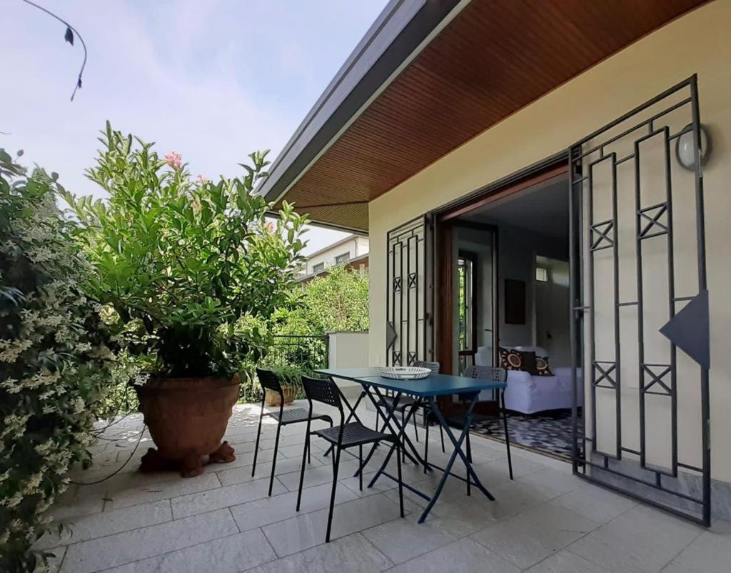 Maison Montello Βαρέζε Εξωτερικό φωτογραφία